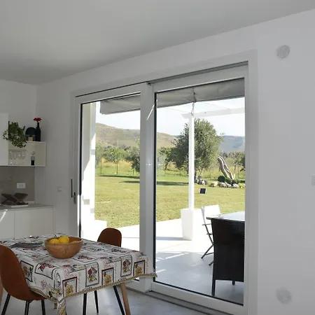 I Secolari Di Giulia 2 אבולה