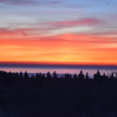 I Secolari Di Giulia 2 * אבולה